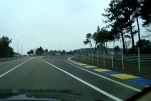 Zatáčka před městečkem Mulsanne (stejnozvaná)