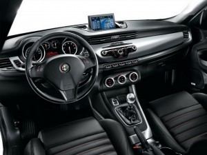 Alfa-Romeo-Giulietta-Interior.jpg